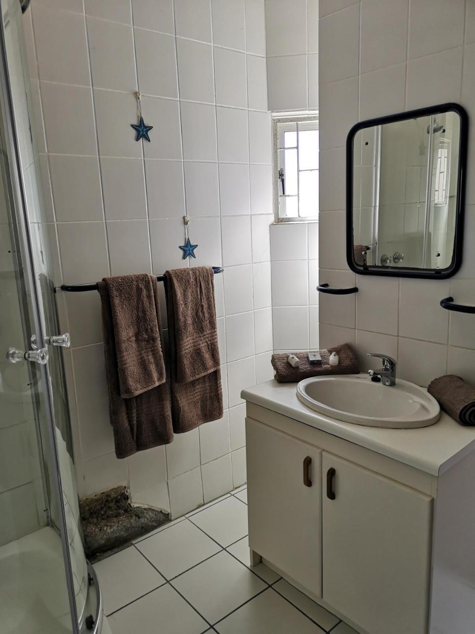 Starfish Guesthouse Luderitz ภายนอก รูปภาพ